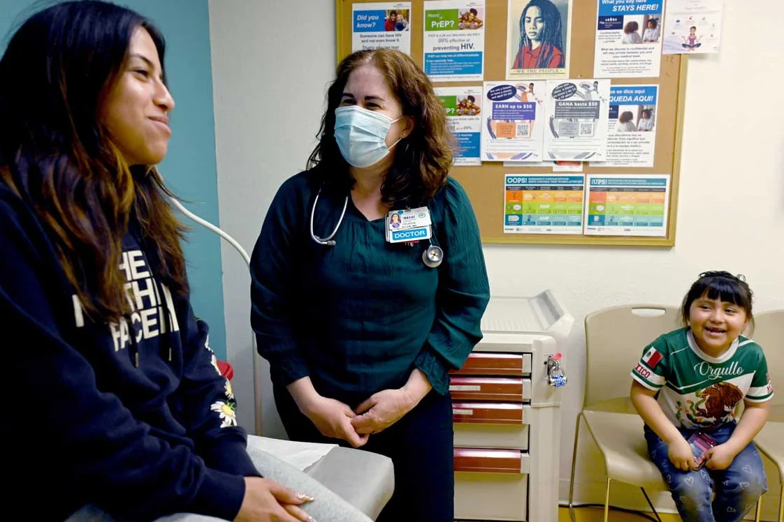 Schools, Clinics & Organizations