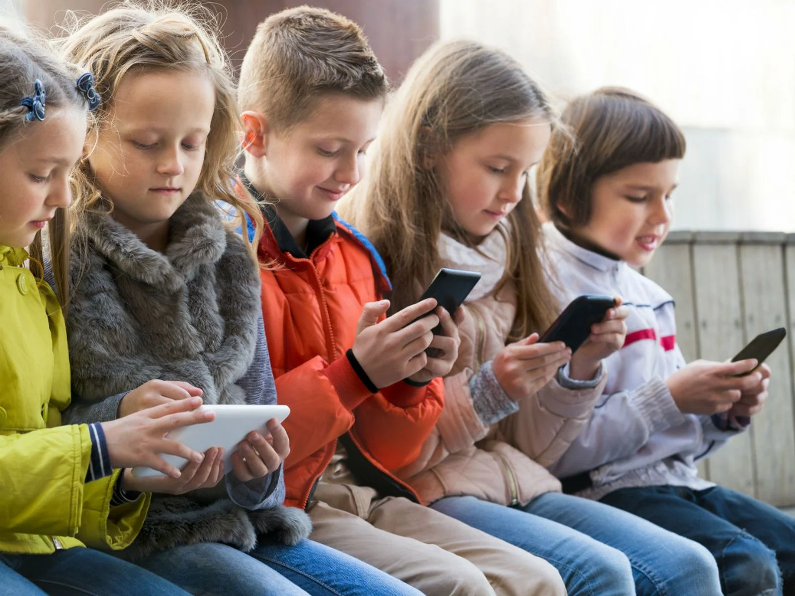 How Autism Apps Can Support Caregivers Between Therapy Sessions
